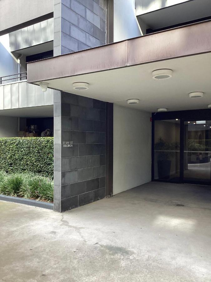 In The Heart Of Port Melbourne Apartment ภายนอก รูปภาพ